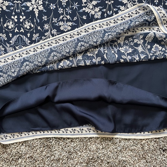 Max Studio Floral Navy Shift Dress, Small, New with Tags; Adorable Summer dress - Picture 13 of 15